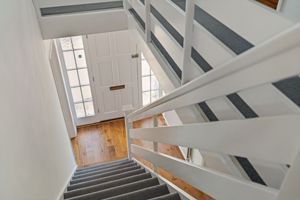 Entrance Hallway- click for photo gallery